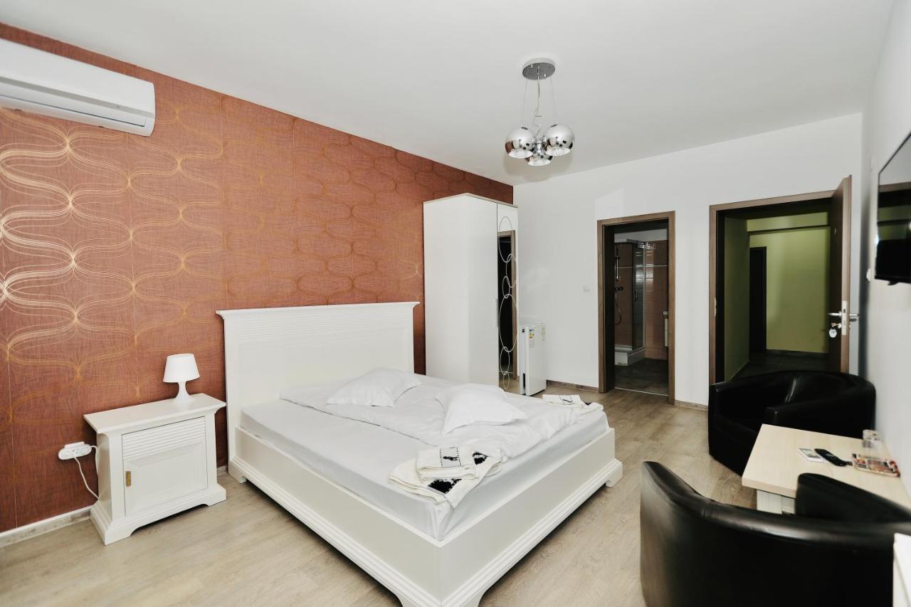 Casa Golopenta Hotell Băile Herculane Exteriör bild