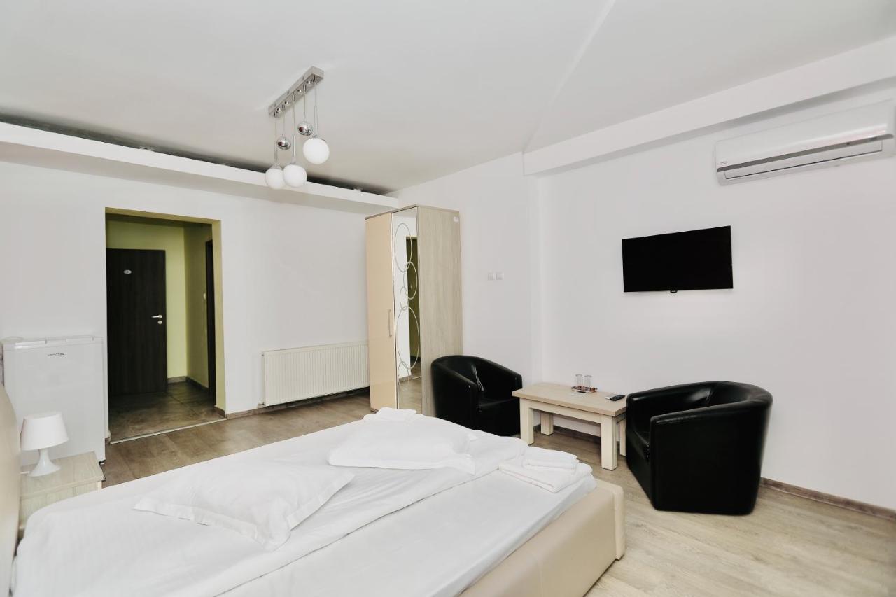 Casa Golopenta Hotell Băile Herculane Exteriör bild