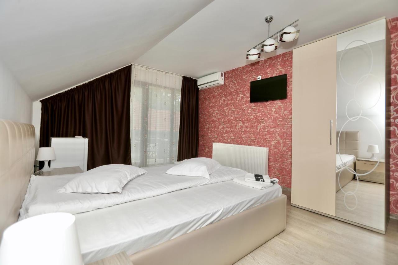 Casa Golopenta Hotell Băile Herculane Exteriör bild