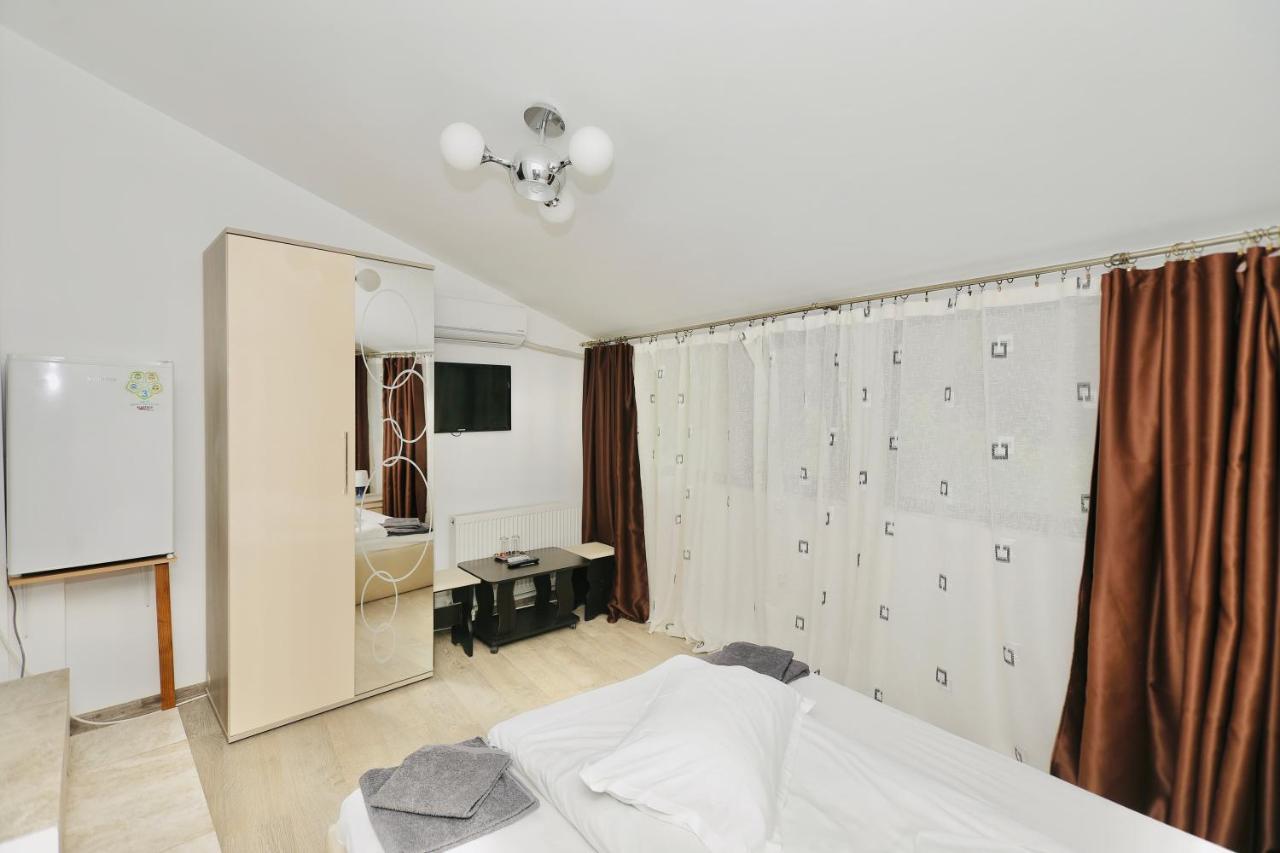 Casa Golopenta Hotell Băile Herculane Exteriör bild